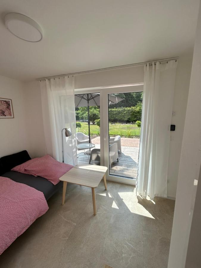 Red Travel Apartment Dvůr Králové nad Labem エクステリア 写真